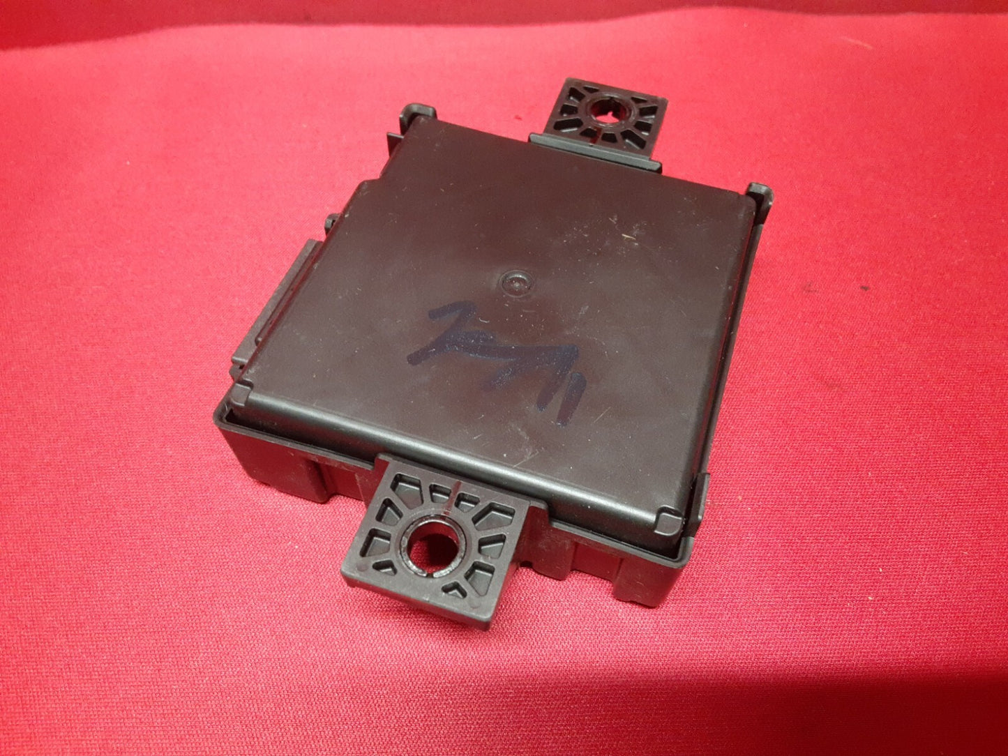 2011 2012 2013 Kia Sorento TPMS Tire Pressure Control Module Unit 95800-1U000