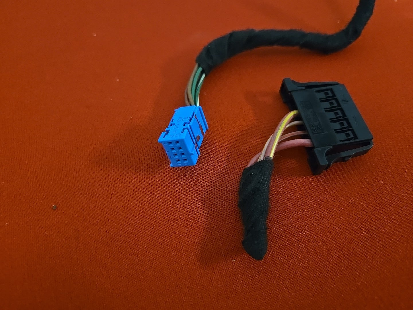 2005-2011 Mercedes SLK CLS E-Class Ignition Switch Lock Cylinder - PIGTAIL WIRES