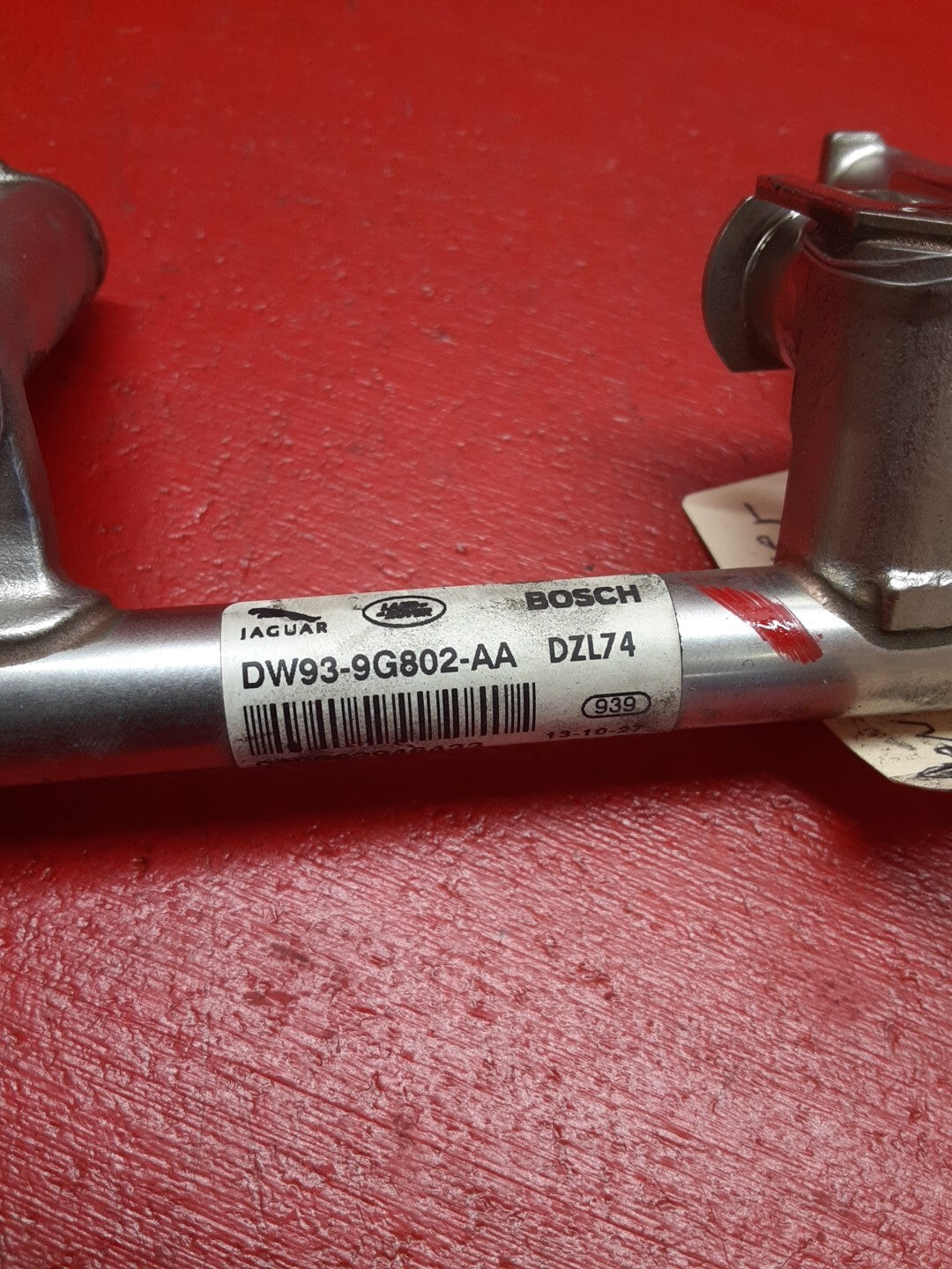 2012- 2022 Land Rover Range Rover Left Fuel Rail Unit DW93-9G802-AA