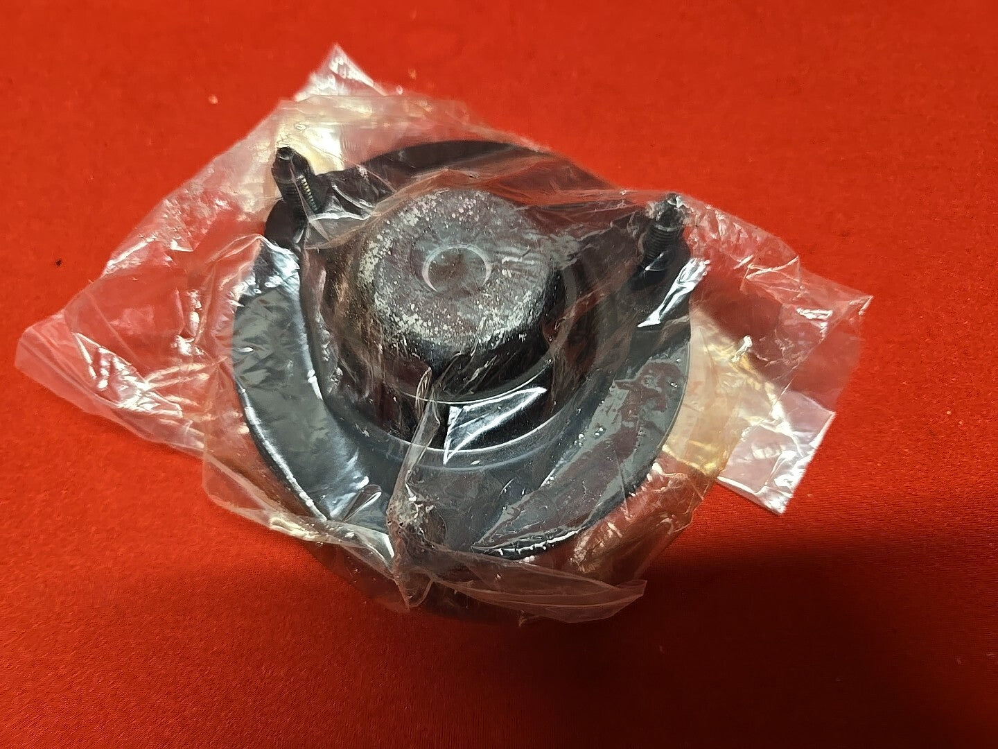 Genuine OEM NEW 2004 - 2009 Lexus GX470 Front Left or Right Shock Strut Mount
