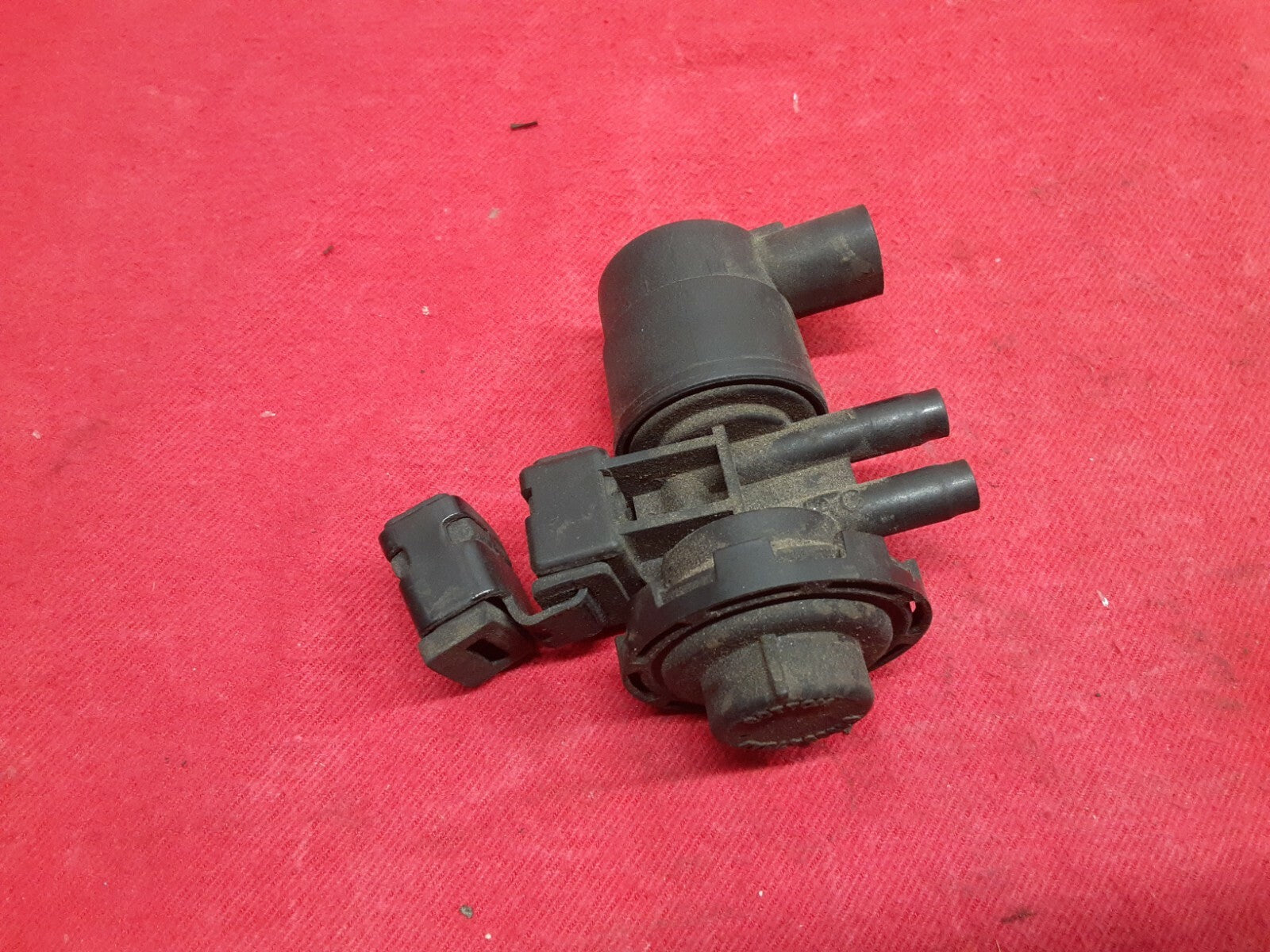 2001 - 2006 Mopar Dodge Jeep Purge Canister Duty Cycle Solenoid 04669475AB