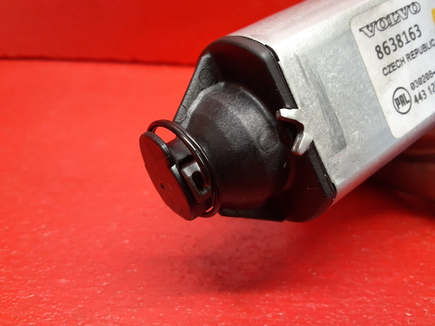 2003 - 2014 Volvo XC90 Back Glass Rear Wiper Motor 8638163