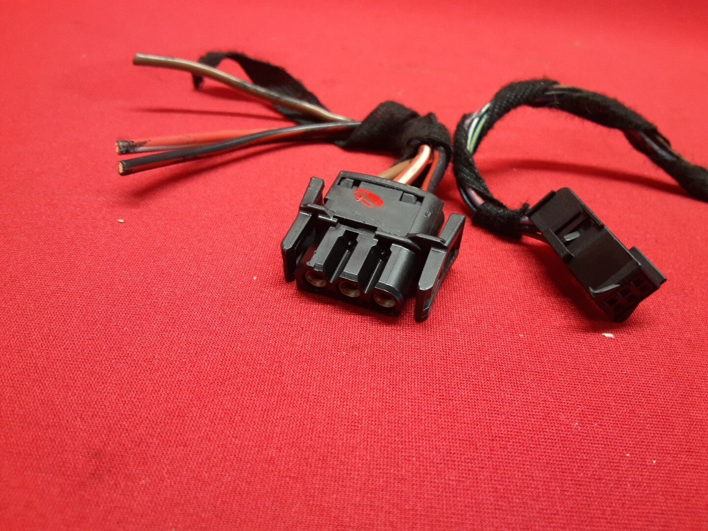 2004 Range Rover HSE Rear Glass Wiper Motor Assembly Pigtail 0390207571