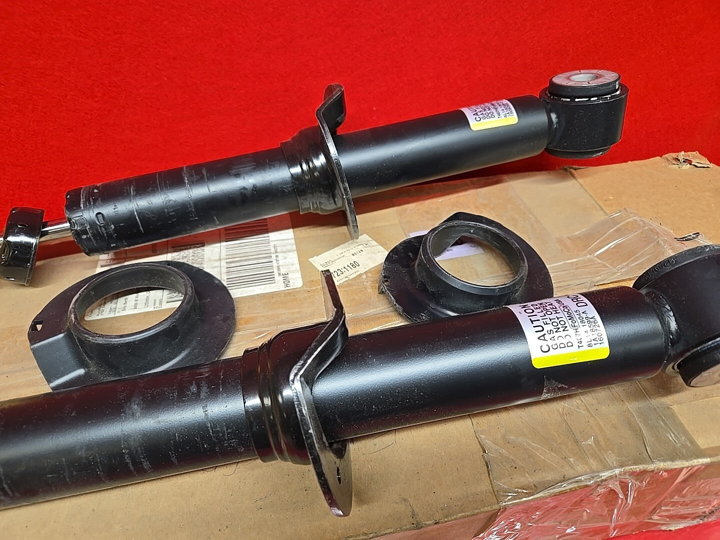 NEW OEM MOTORCRAFT Front Suspension Shock Absorber SET Expedition & Navigator