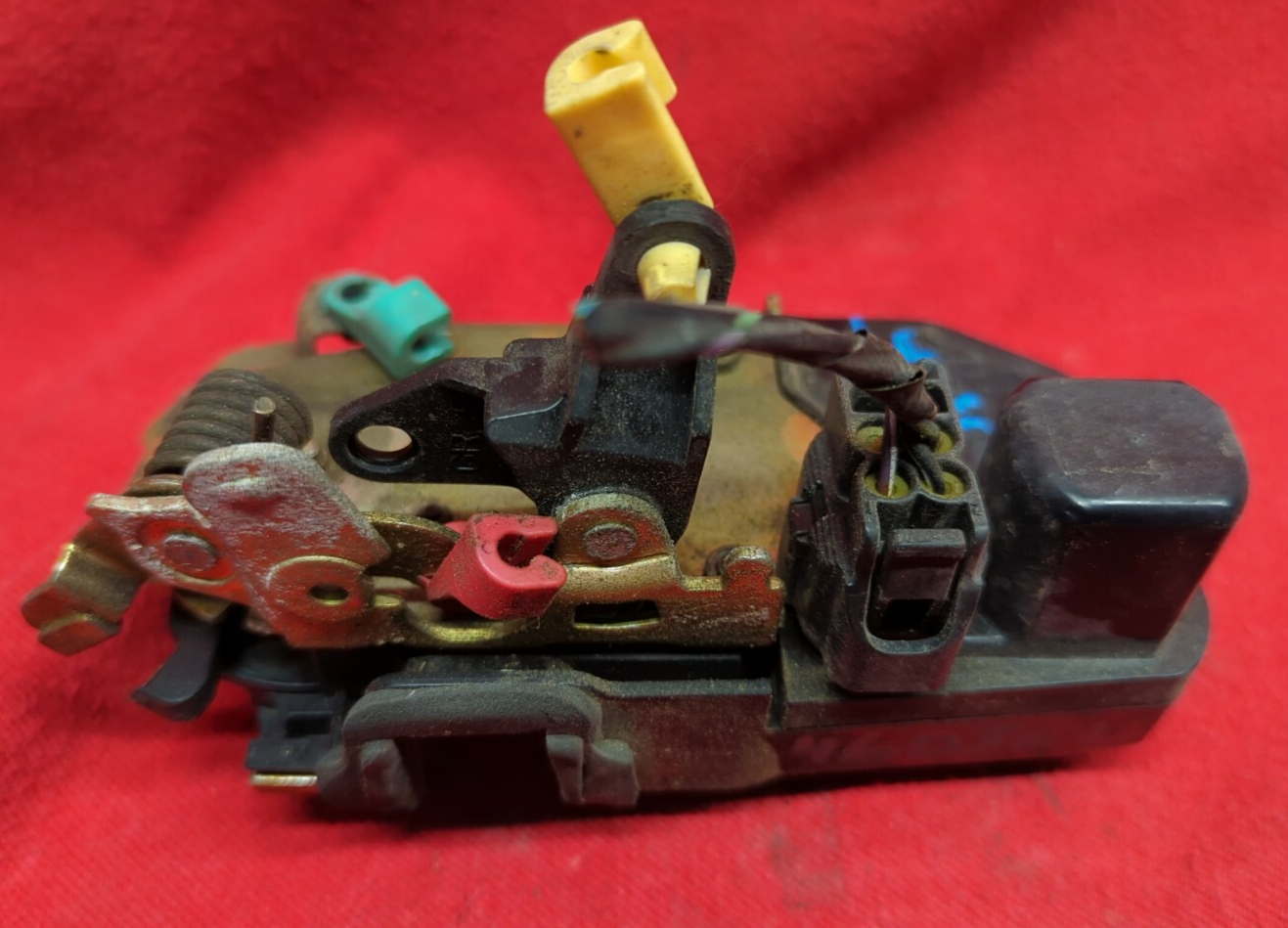 2006 2007 2008 2009 2010 Mopar Dodge Chrysler FRONT RIGHT Door Latch Actuator