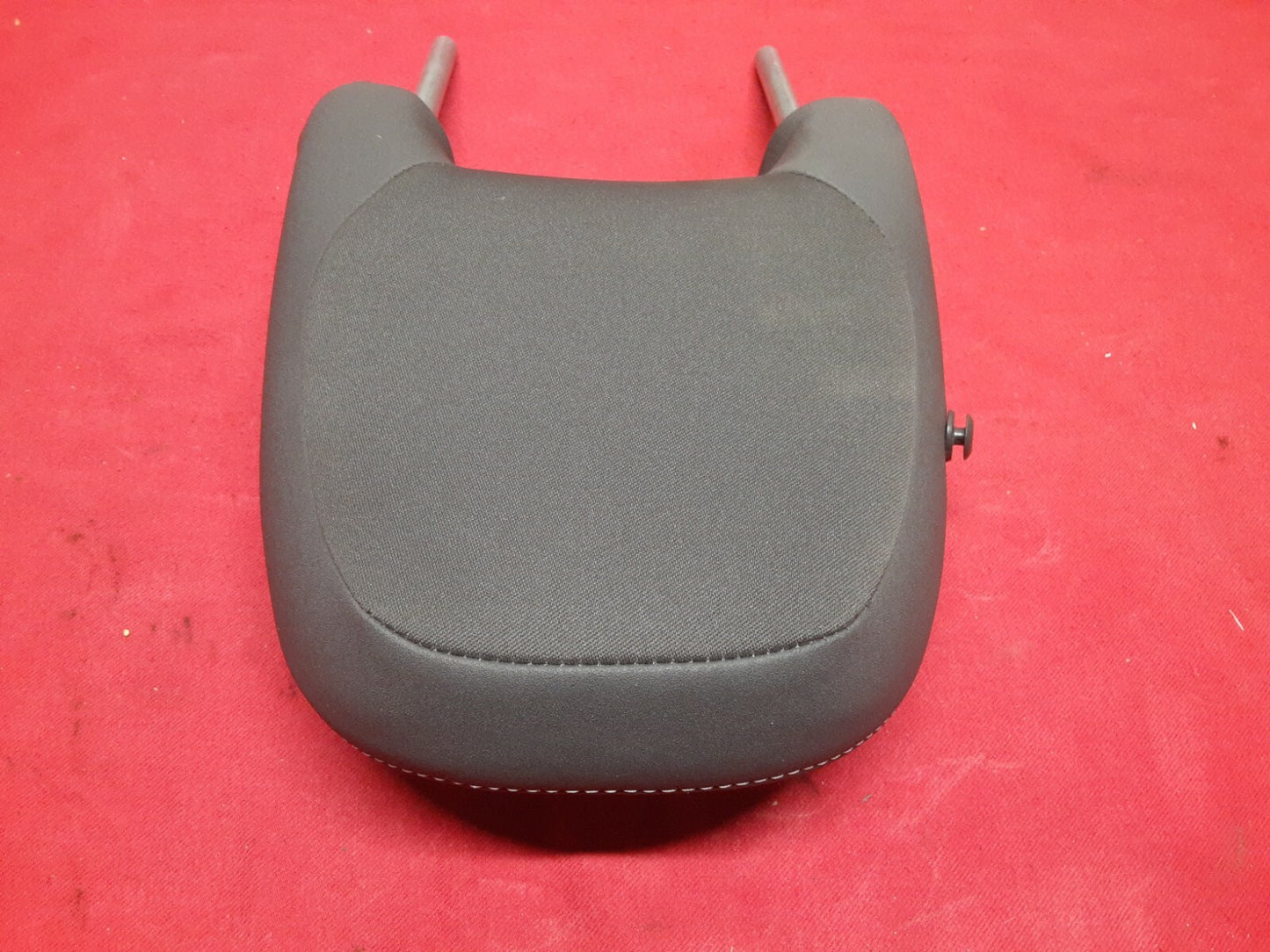 2006 2007 2008 Volvo S40 FRONT RIGHT PASSENGER Headrest Cloth Black Gray Stitch