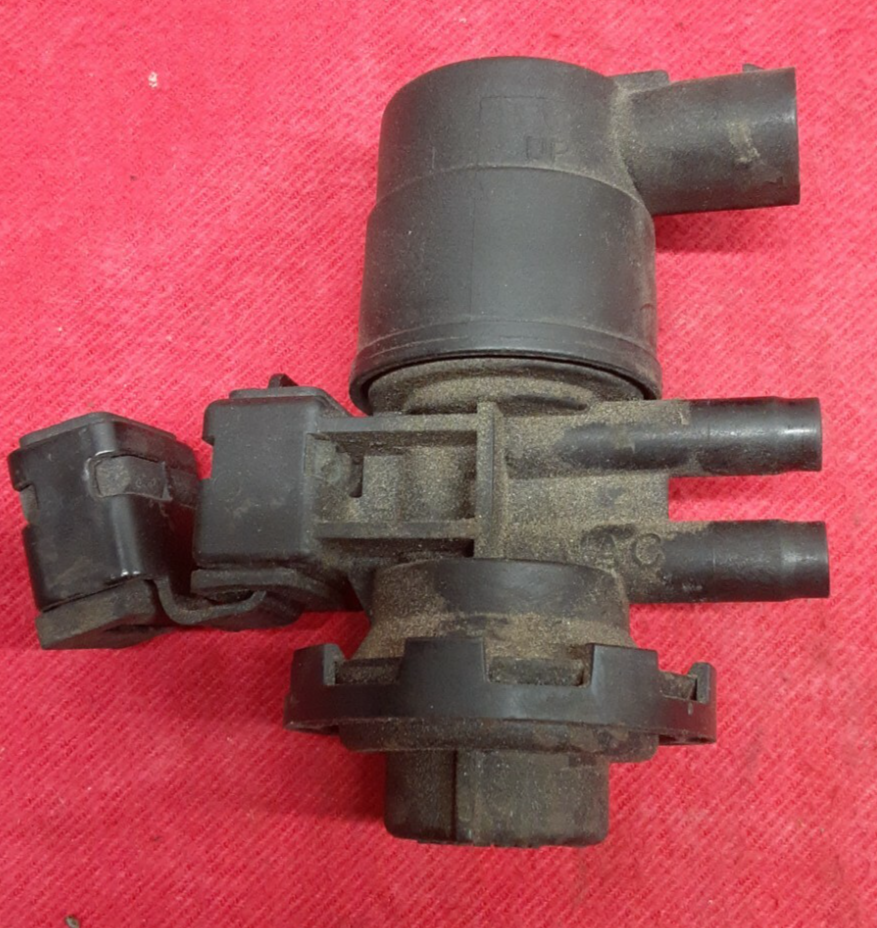 2001 - 2006 Mopar Dodge Jeep Purge Canister Duty Cycle Solenoid 04669475AB