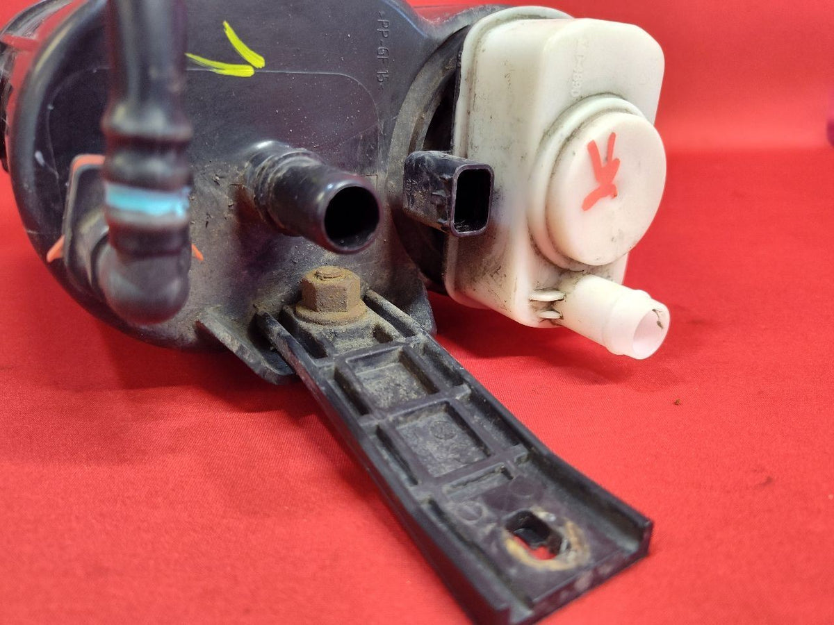 2012-2019 Fiat 500 Evaporative Emissions Fuel Vapor Charcoal Canister 68233762AE