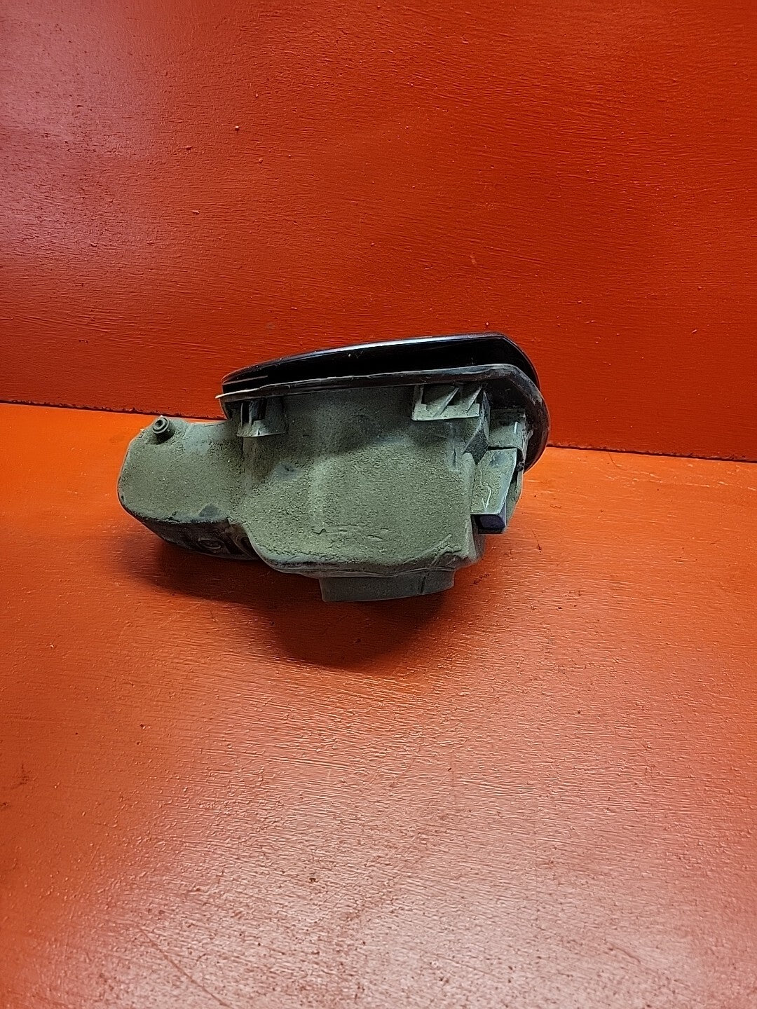 2011-2016 Chevrolet Cruze Fuel Door W/ Fuel Pocket 95916517