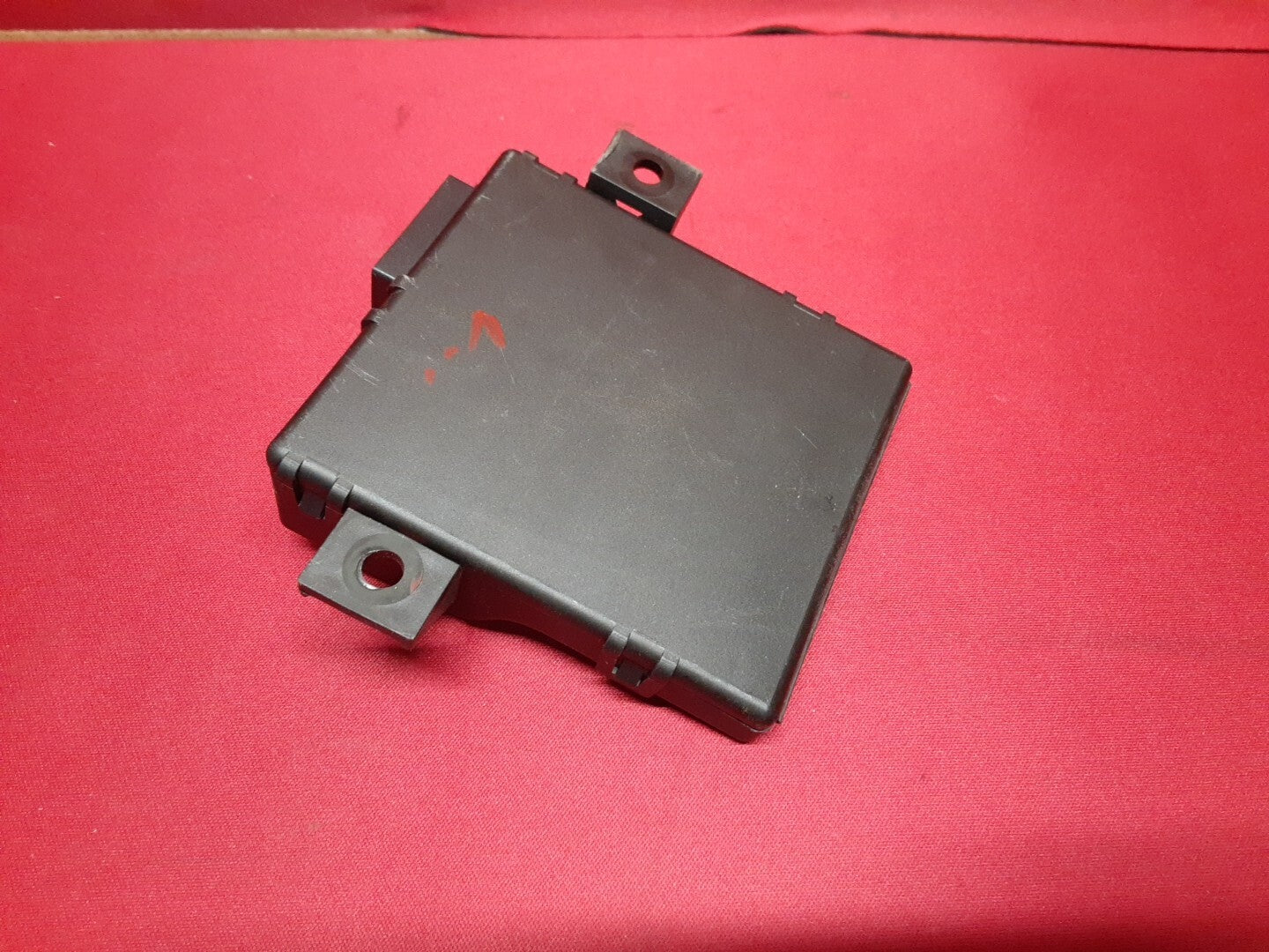 2009 Audi A4 Quattro Network Gateway Interface Control Module 	8T0-907-468-P