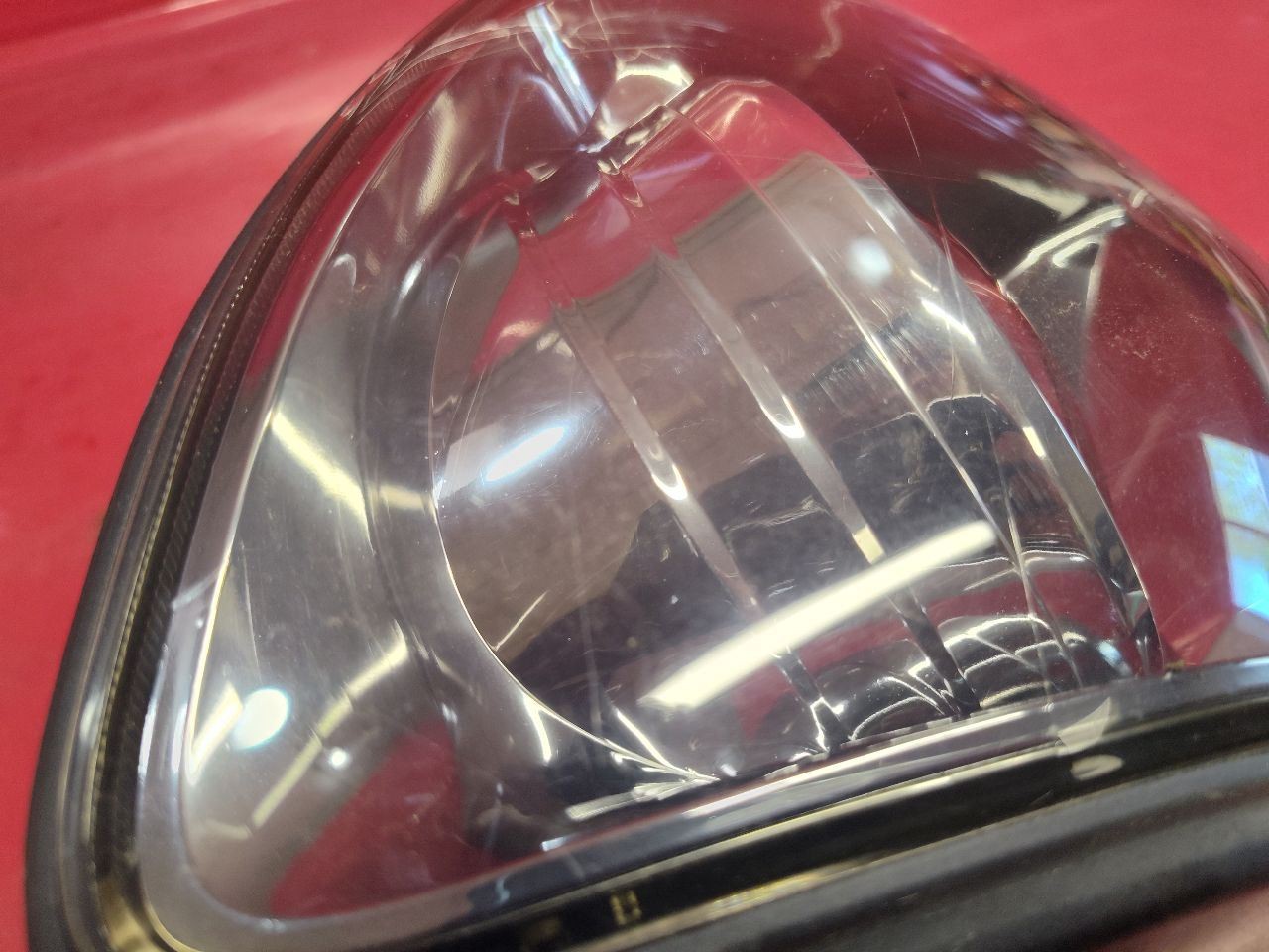 2000-2003 Lexus RX300 Right Passenger OUTER Quarter Mounted Tail Light Lamp