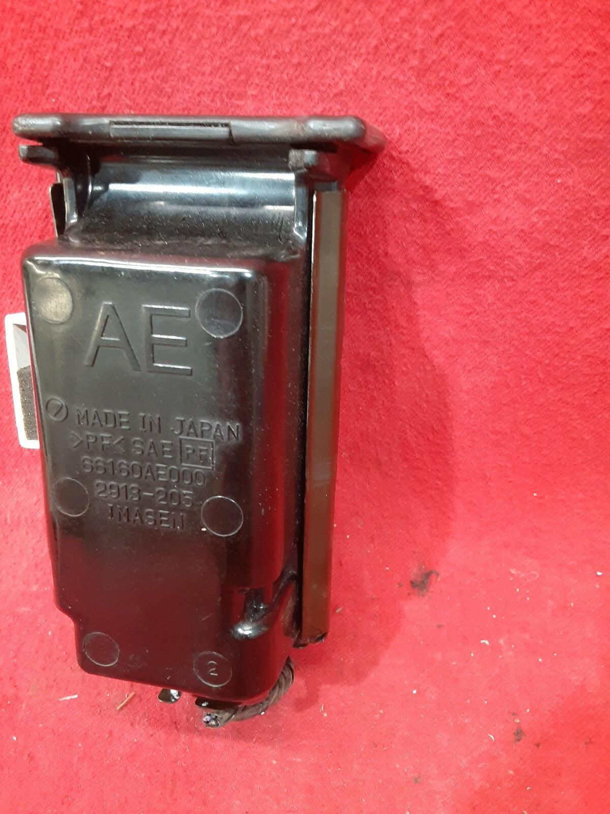 2000 - 2004 Subaru Outback Legacy Ash Tray Black Plastic Light 66160AE000
