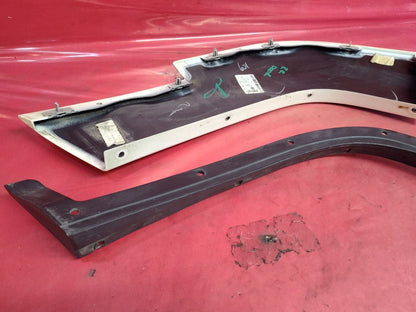2008-2012 Jeep Liberty REAR RIGHT PASSENGER Forward Door Mounted Wheel Arch Trim