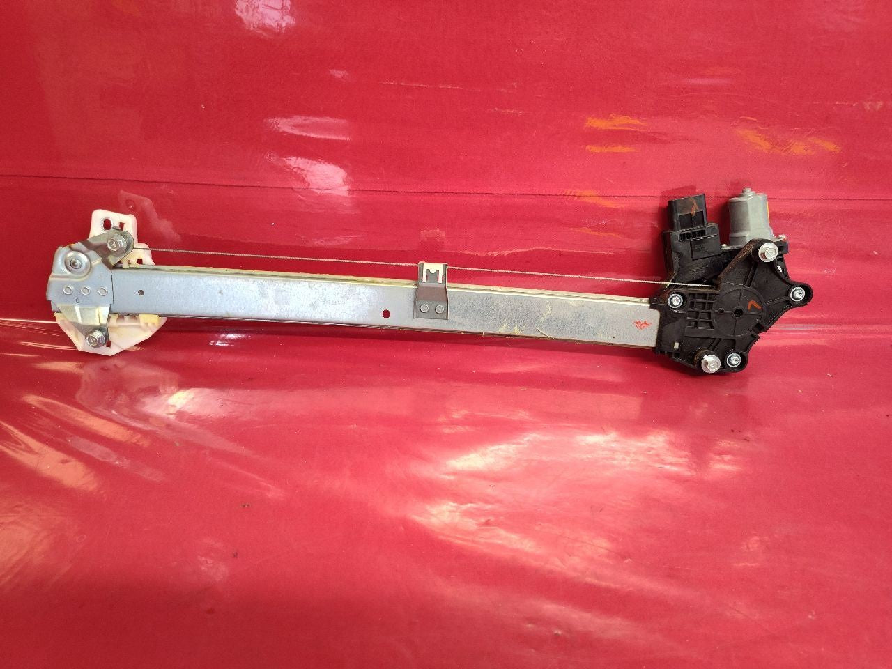 2022-2024 Mitsubishi Outlander FRONT LEFT DRIVER Door Window Regulator w/ Motor