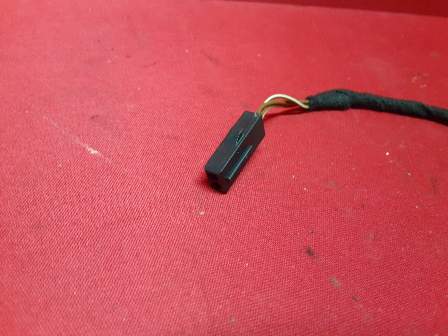 1996 - 2008 Audi 1995 - 2005 VW Parking Brake Switch 	1H0-947-561-A  PIGTAIL