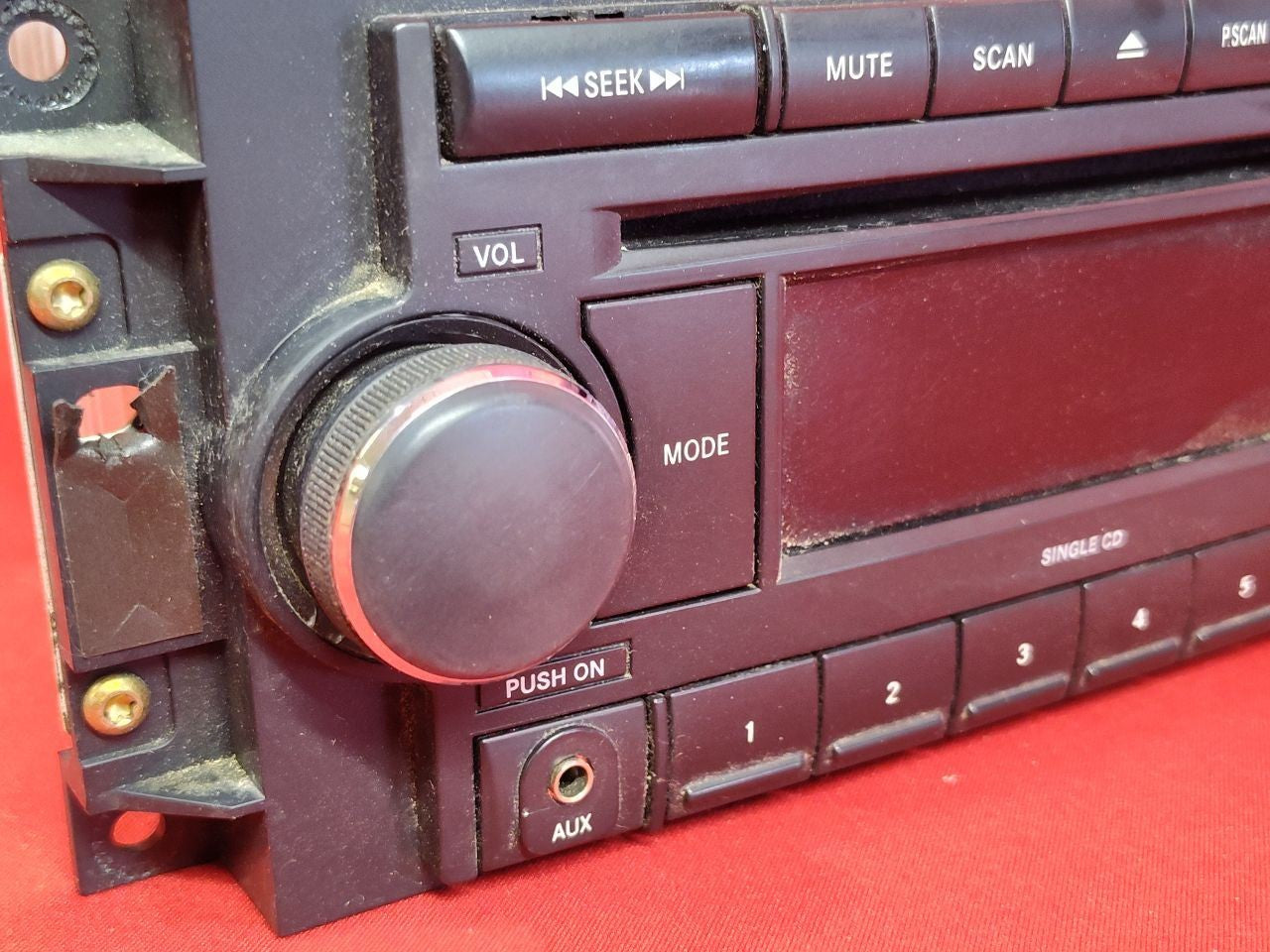 2006-2009 Jeep Dodge AM/FM Radio w/ Single CD + AUX Auxiliary Port