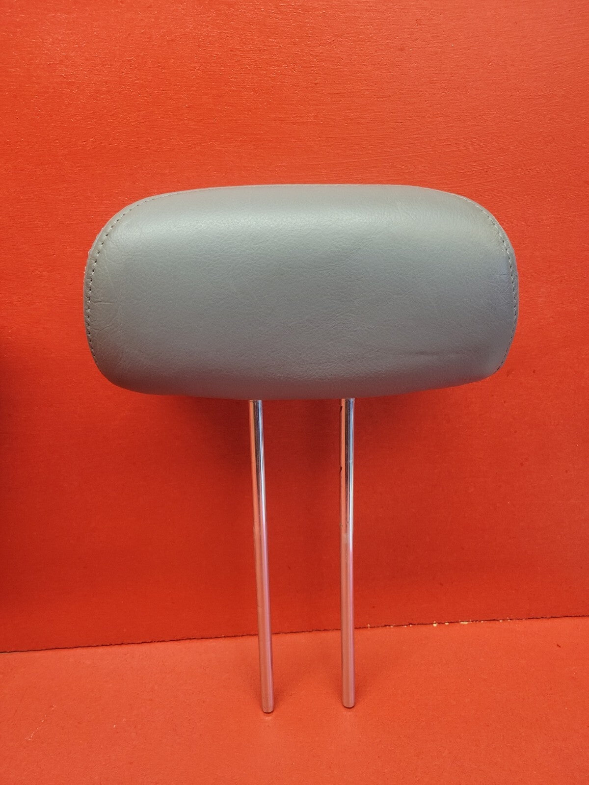 2004 2005 2006 Acura MDX Rear Headrest Gray Leather - SET OF 3 GRAY