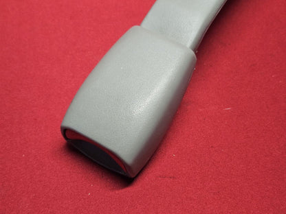 1995-1999 Oldsmobile Aurora FRONT RIGHT PASSENGER Seat Belt Buckle Grey