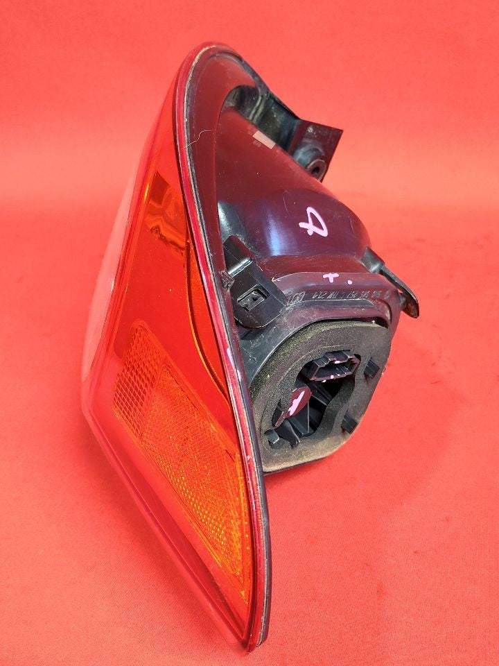 2009-2011 VW Volkswagen Tiguan LEFT DRIVER Outer Quarter Mounted Tail Light Lamp
