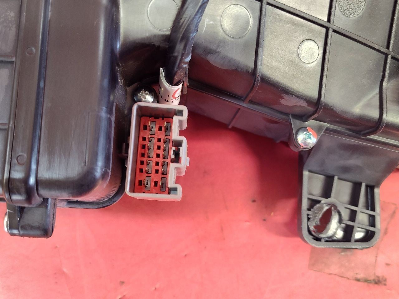2014-2026 Dodge Durango HVAC Climate Heater Housing Blower Motor Box - 110k