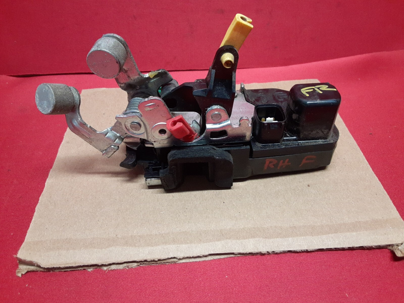 2006 - 2010 Jeep Commander FRONT RIGHT PASSENGER Door Latch Lock Actuator