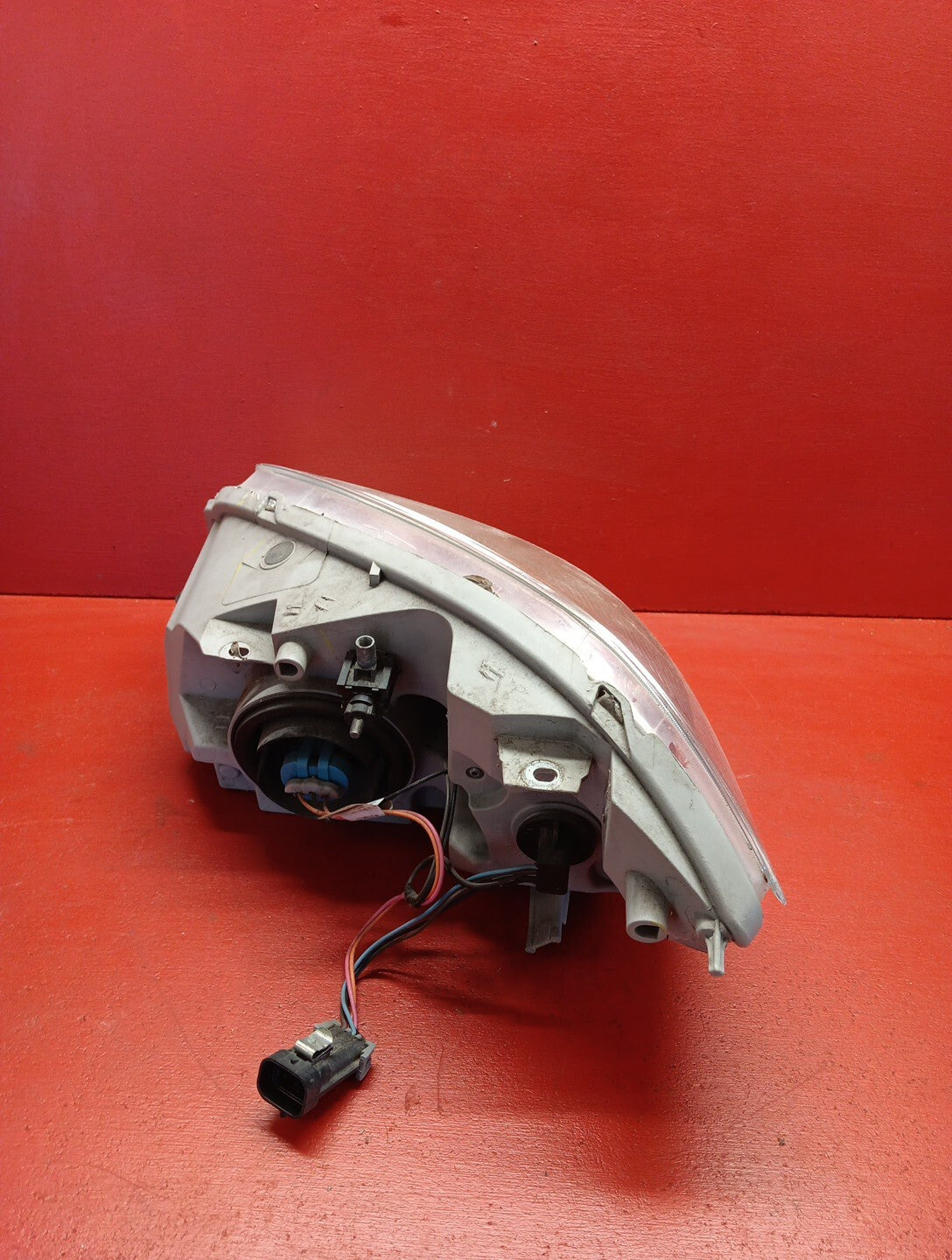 2005-2009 Chevrolet Cobalt Front Right Passenger Headlight 22740620