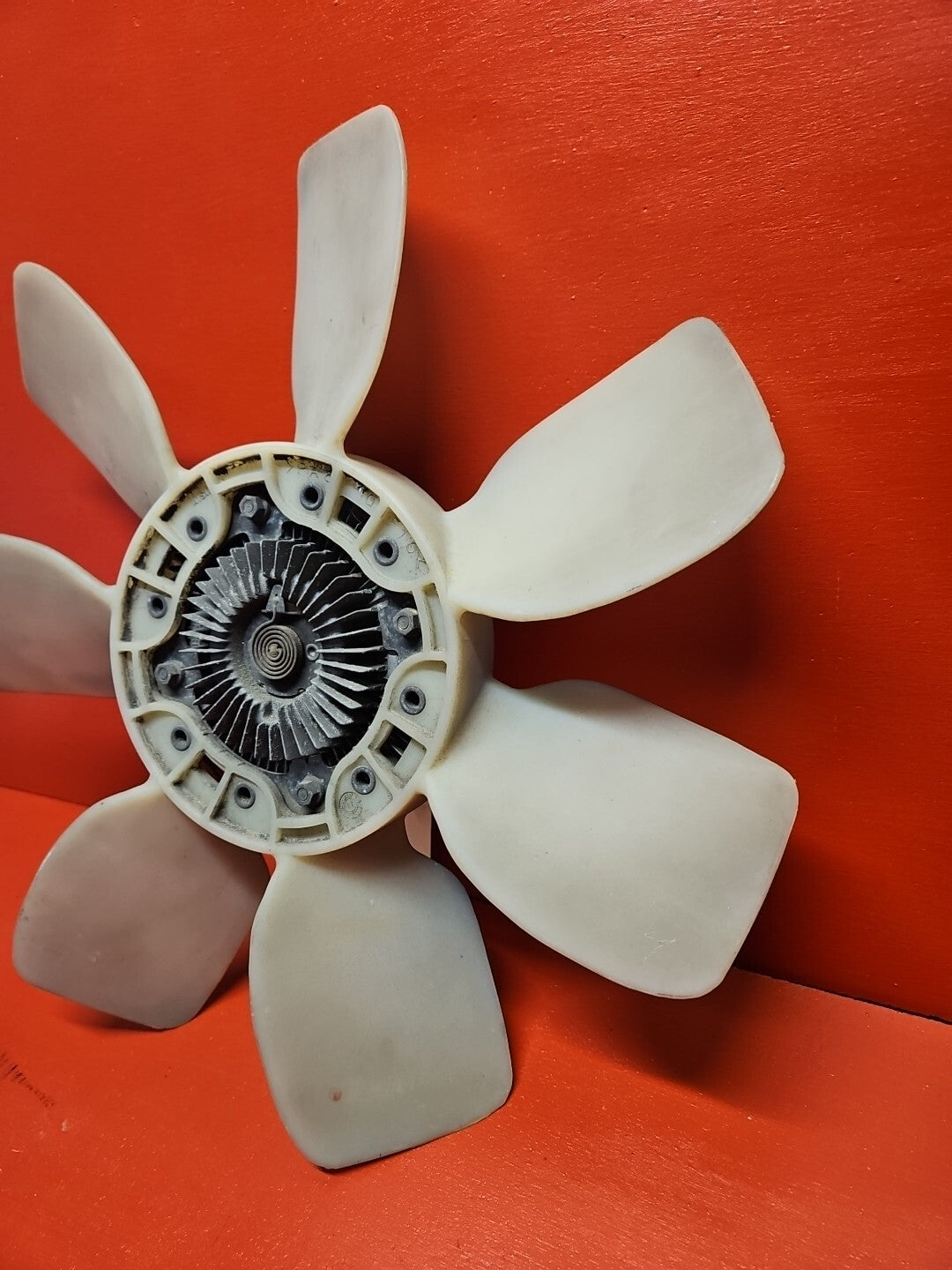 1995 - 2004 Toyota 3.4L V6 Cooling Fan Blade w/ Clutch Assembly 08921-04950