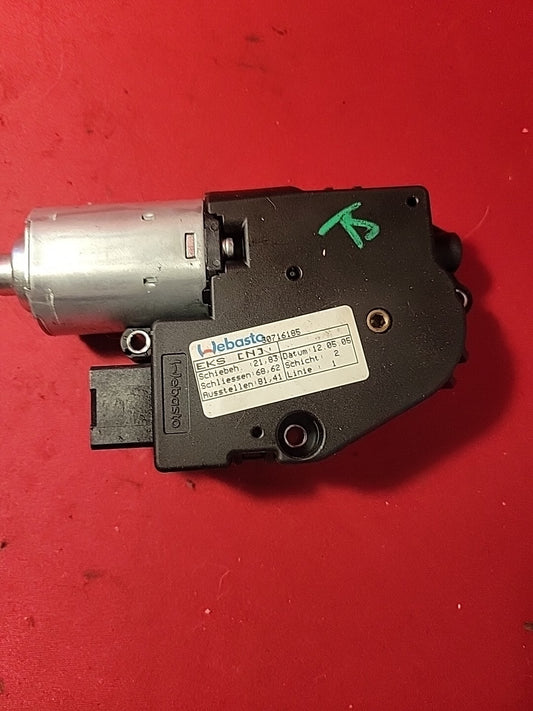 2004 Volvo S40 Power Sun Roof Motor Unit 86638814