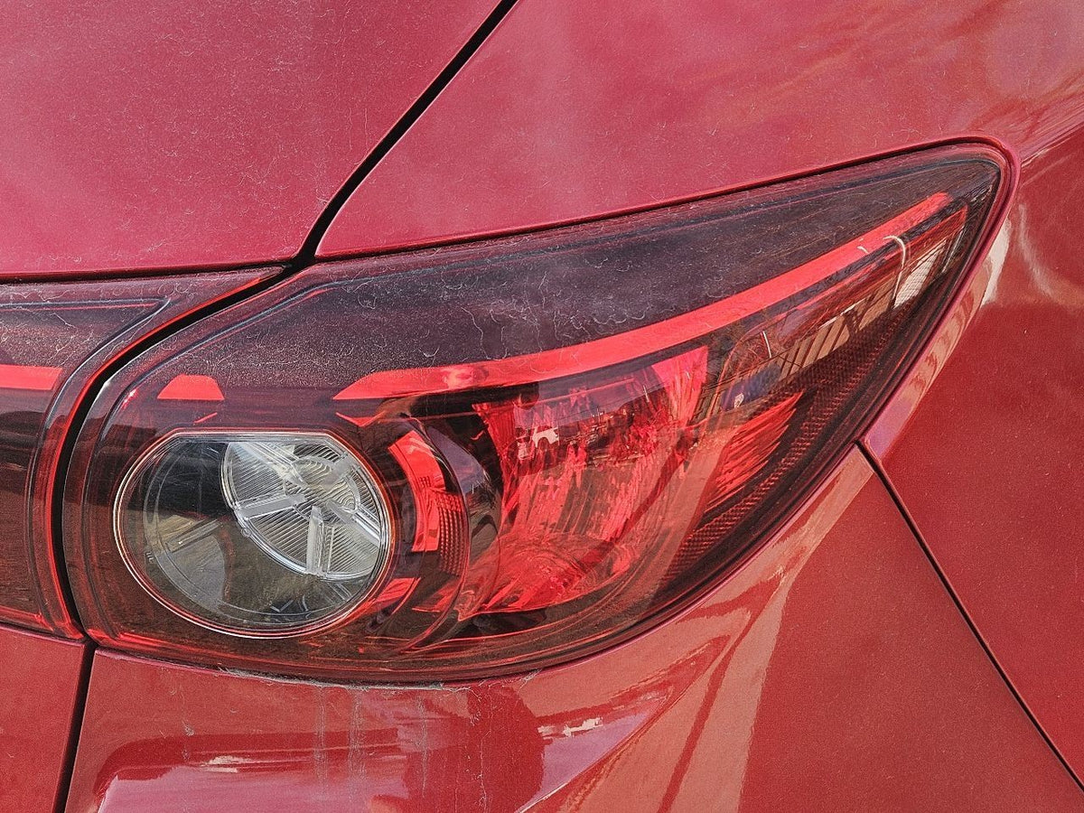 2014-2018 Mazda3 HATCHBACK Right Passenger Outer Tail Light JAPAN + HALOGEN