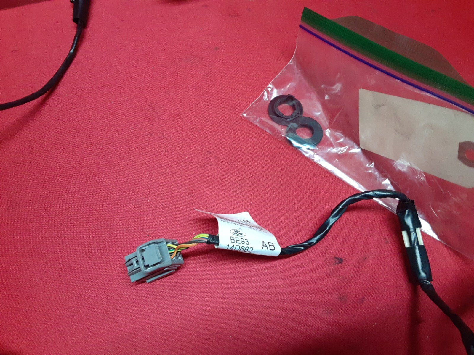 2013 - 2019 Lincoln MKT FRONT Center Console Light Wiring Harness BE93-14D662-AB