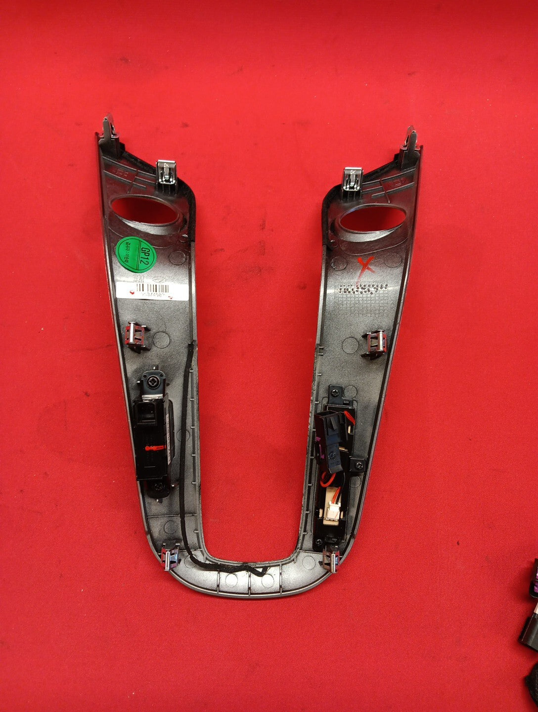 2011-2016 Chevrolet Cruze Shifter Trim Bezel Polar Silver 95374983