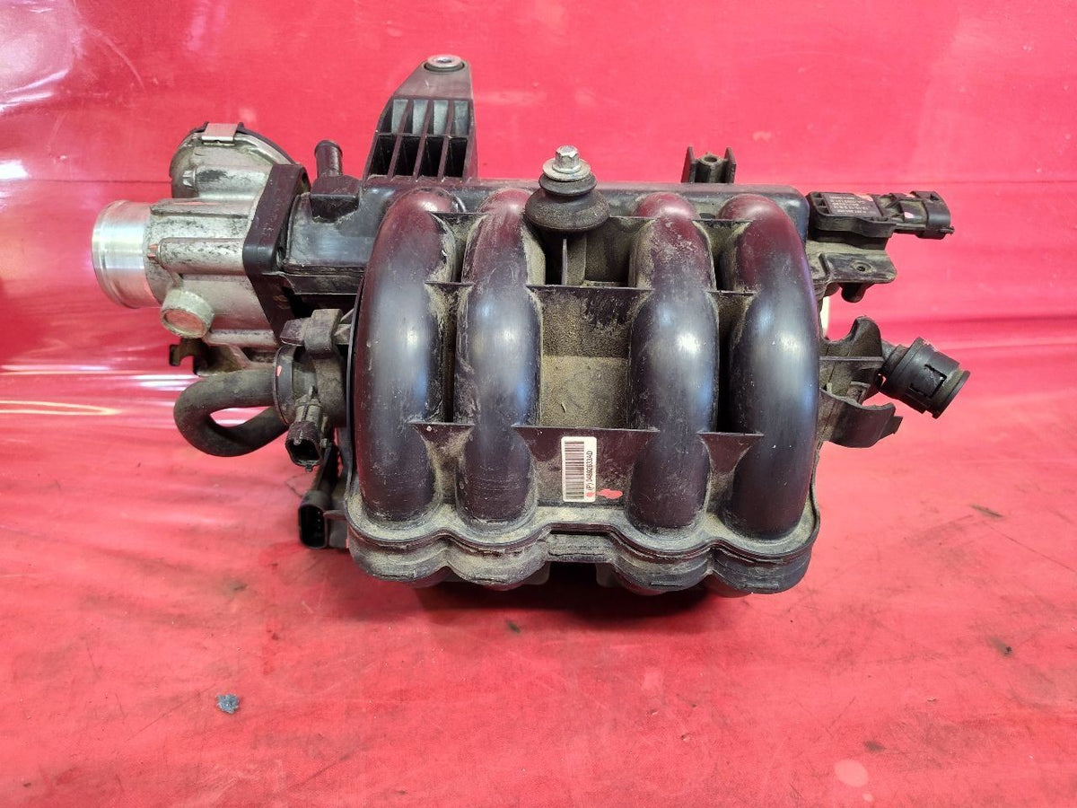 2012-2017 Fiat 500 1.4L MultiAir Naturally Aspirated Intake Manifold Plenum