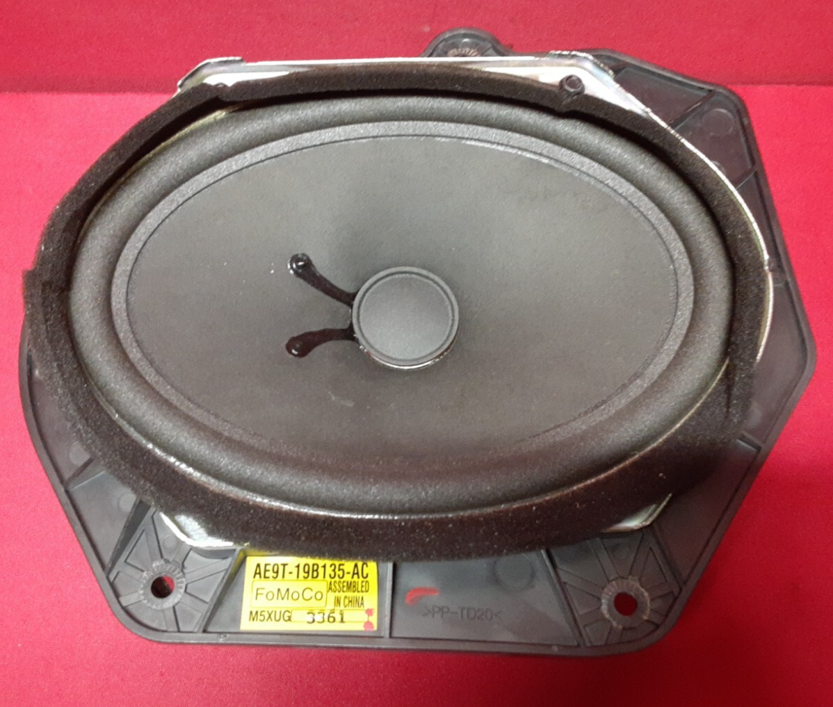 2010 - 2019 Lincoln MKT LEFT FRONT Door Speaker w/ Premium THX  AE9T-19B135-AC