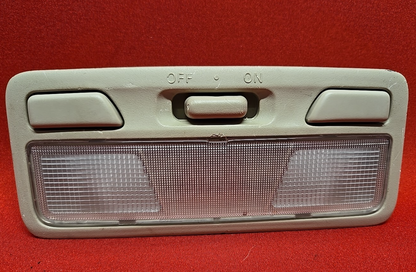 2001 - 2006 Mitsubishi Montero LIMITED/XLS Roof Dome Reading Light Lamp Beige