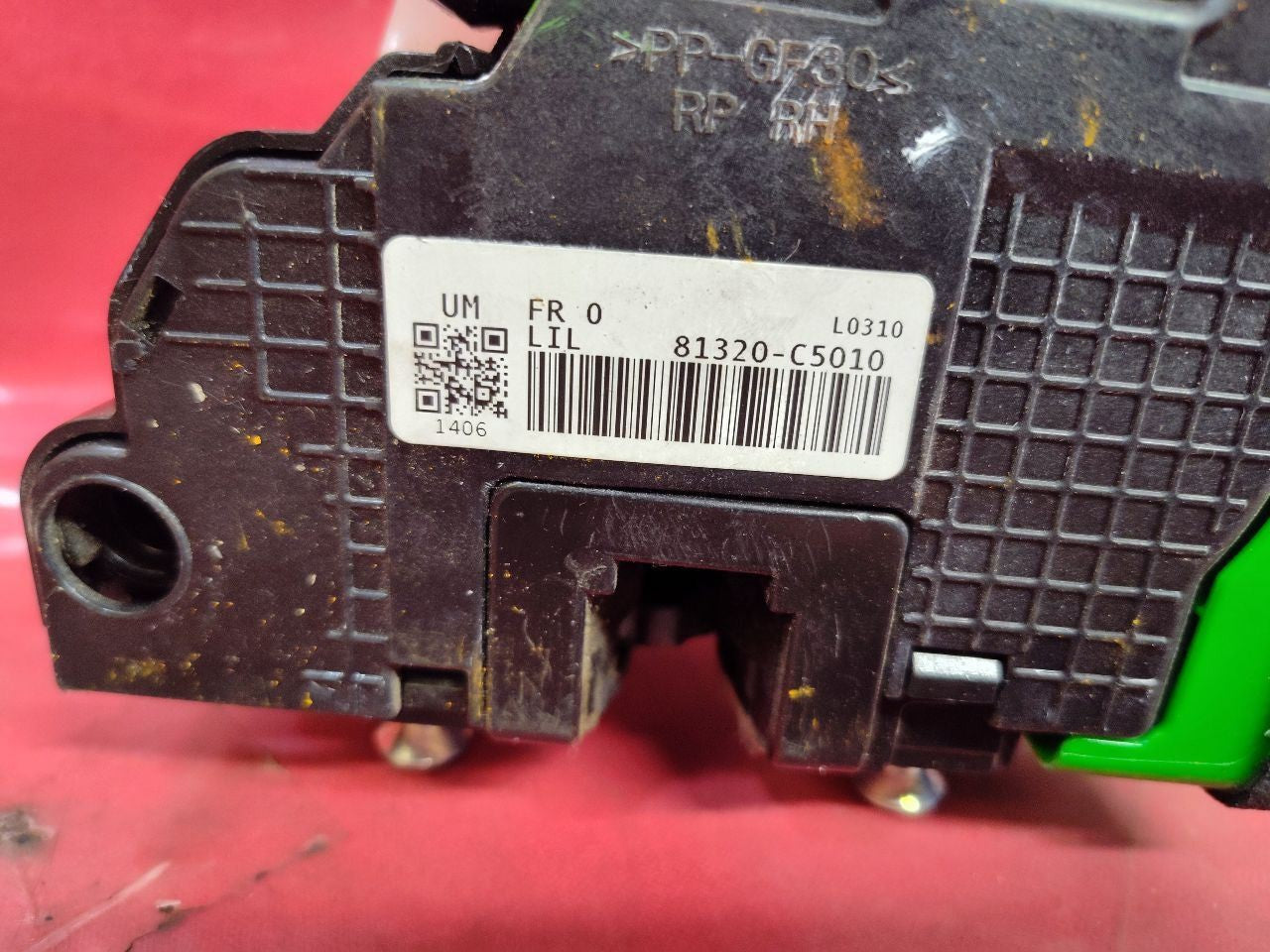 2016-2020 Kia Sorento FRONT RIGHT PASSENGER Door Latch Lock Actuator - 81k