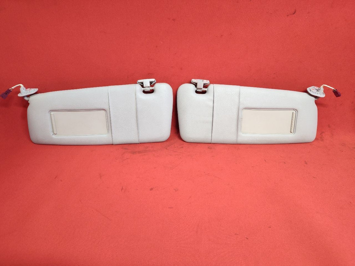 1999-2006 BMW 3-Series Sun Visor Shade Set Illuminated w/ Lights HELLGRAU Grey