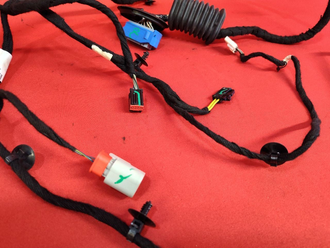 2013-2019 Fiat 500 FRONT LEFT DRIVER Door Wiring Harness 68186549AB