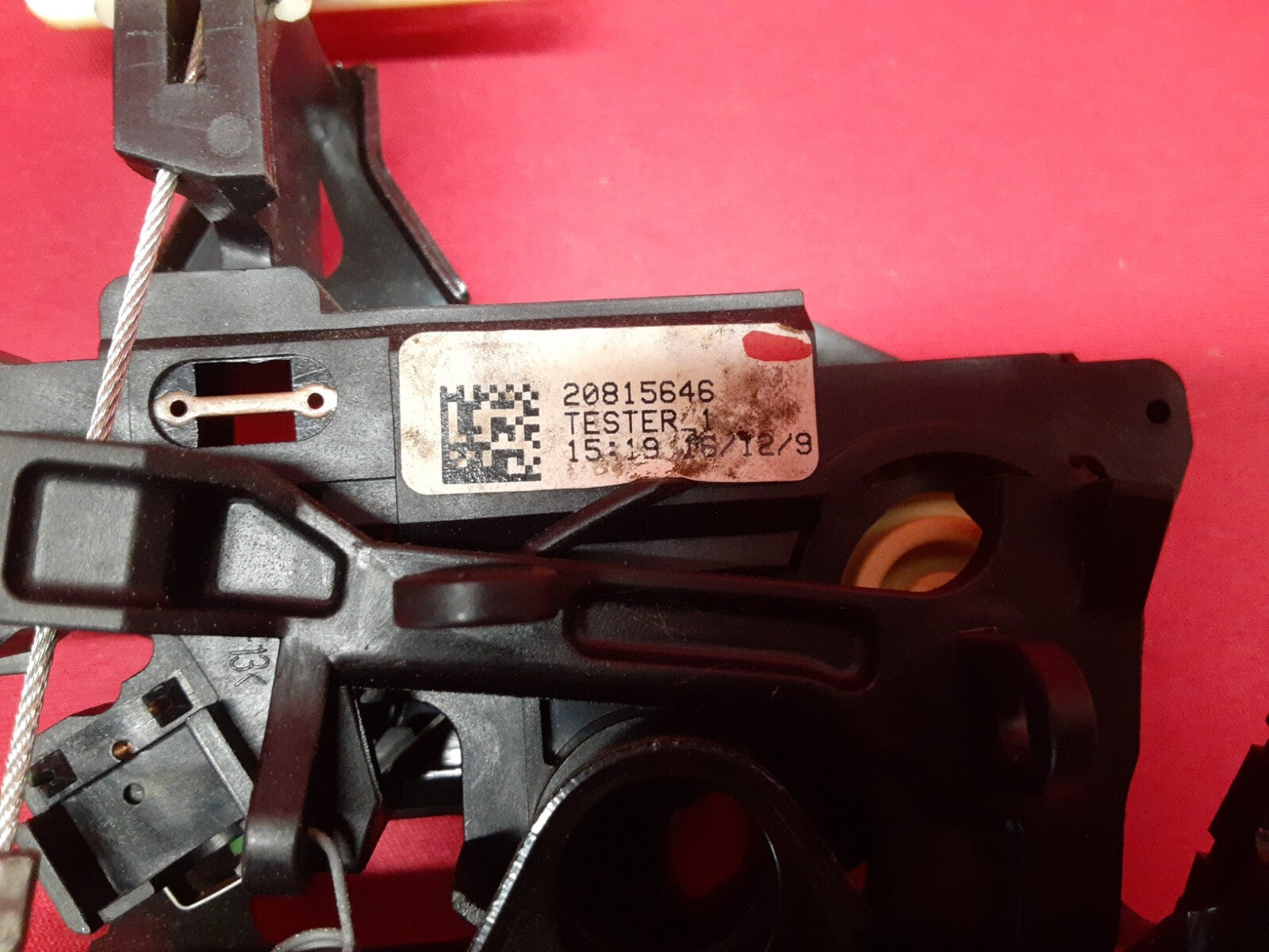 2003 - 2012 Chevy Chevrolet Pontiac Saturn Trunk Latch Lock Actuator Glow Pull