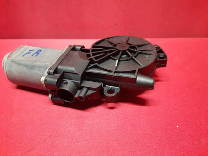 2006 - 2010 Hyundai Sonata FRONT RIGHT PASSENGER Window Motor 	82460-3K001