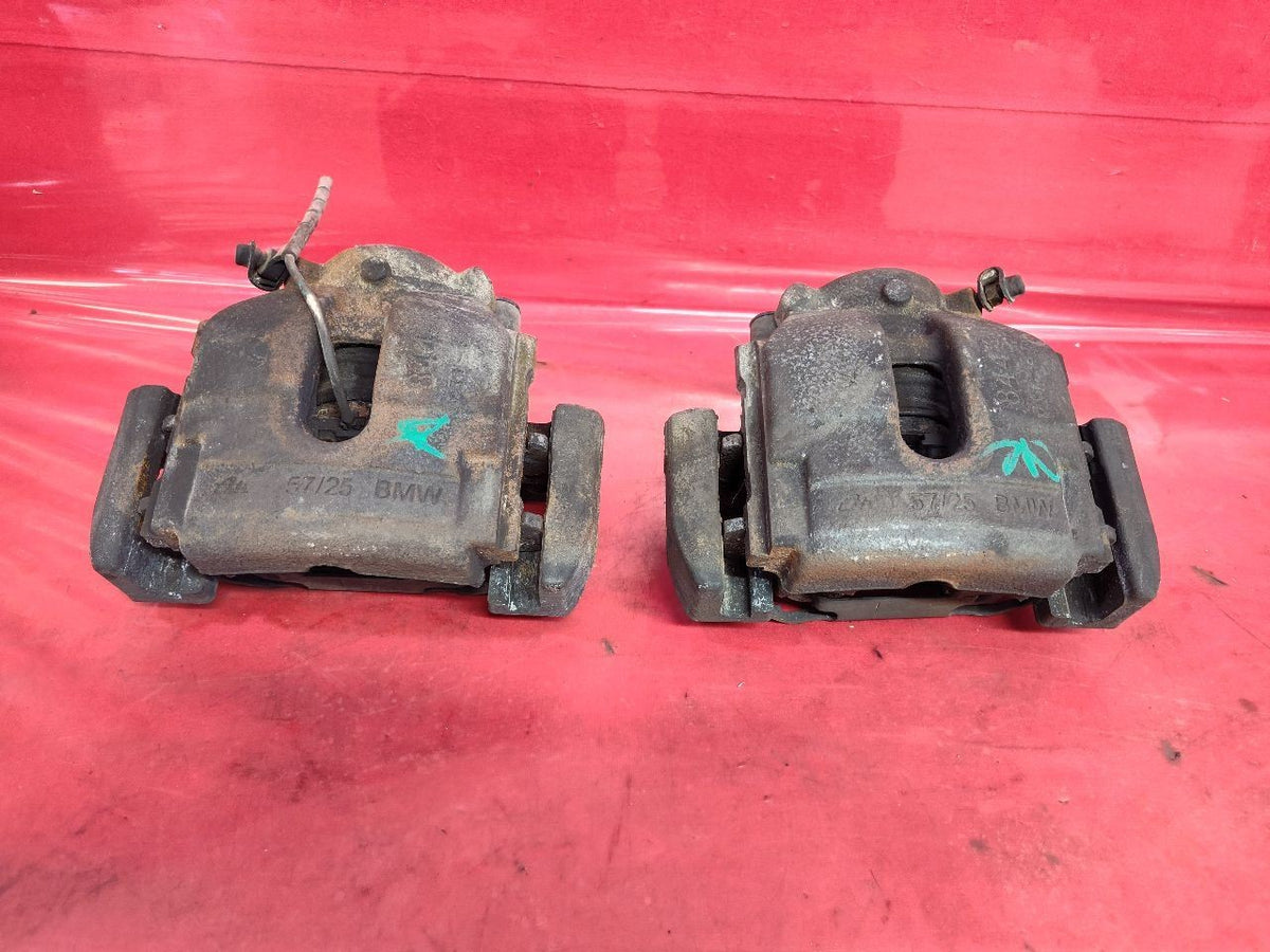 2004-2010 BMW X3 / 01-06 330i 330Ci Right Left FRONT Brake Caliper Set 127k