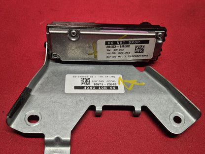 2011-2013 Infiniti QX56 14-16 QX80 Front Lane Departure Warning Camera Projector