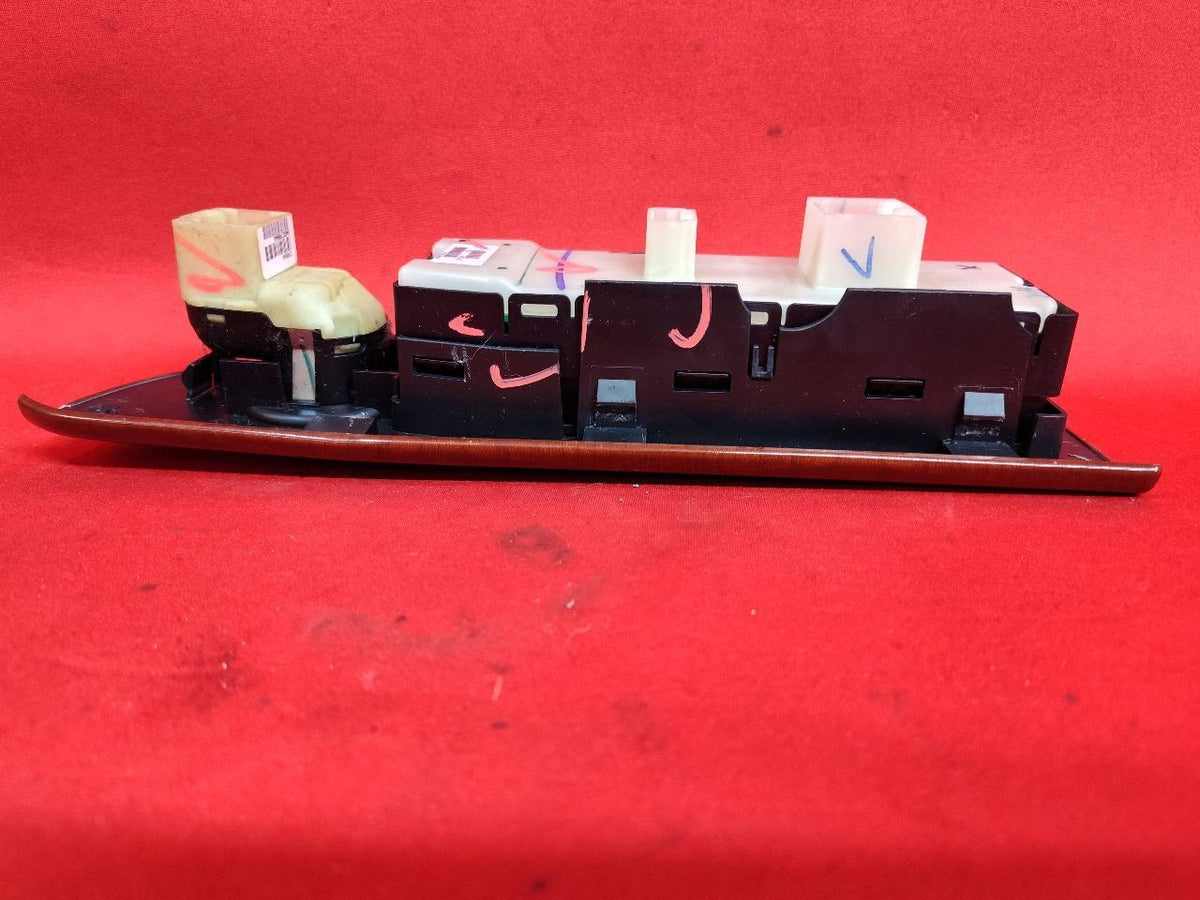 2006 2007 Jeep Grand Cherokee LEFT DRIVER Master Window Switch Woodgrain Bezel