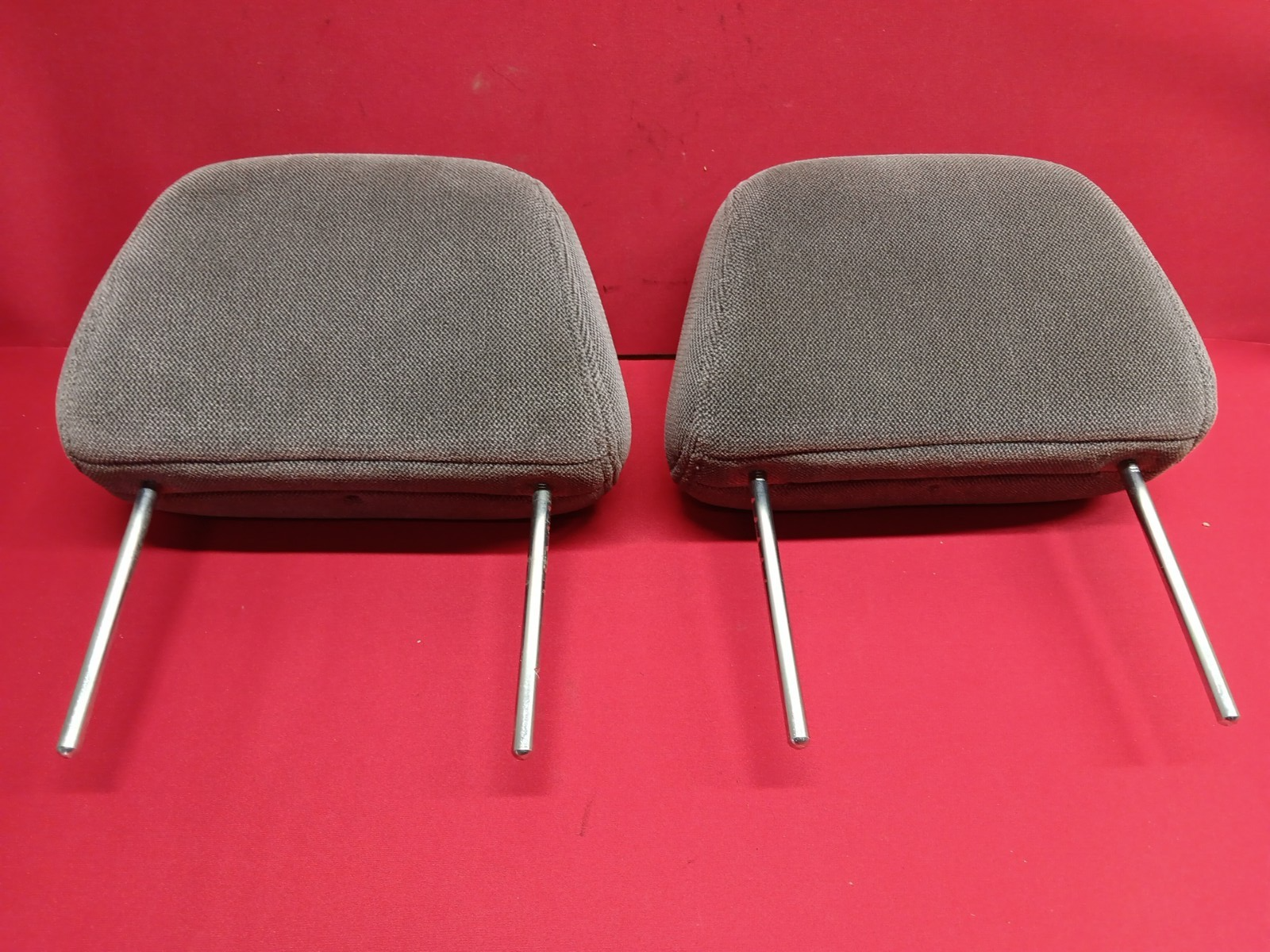 2002 - 2005 Chevy Chevrolet Malibu & Classic FRONT Headrest Set Pewter Cloth