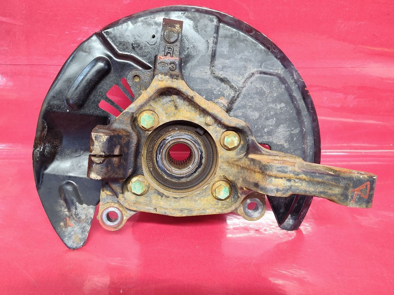 15-21 Subaru WRX 2.0L Front RIGHT PASSENGER Spindle Knuckle Hub - 38k Miles