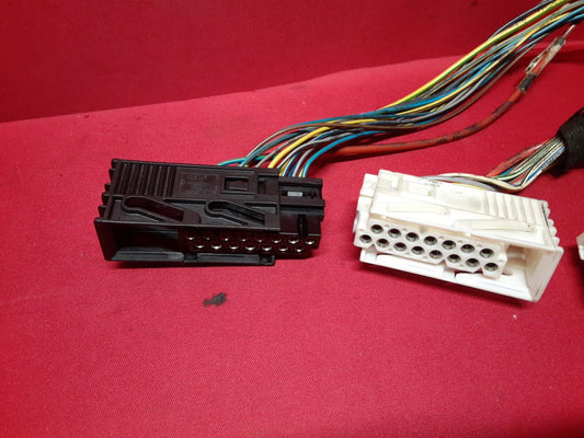 2003 - 2009 Range Rover HSE Headlight Lighting Control Module YWC500280 PIGTAILS