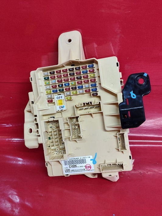 2015-2017 Hyundai Sonata L4 Interior Cabin Dash Fuse Box Junction Block
