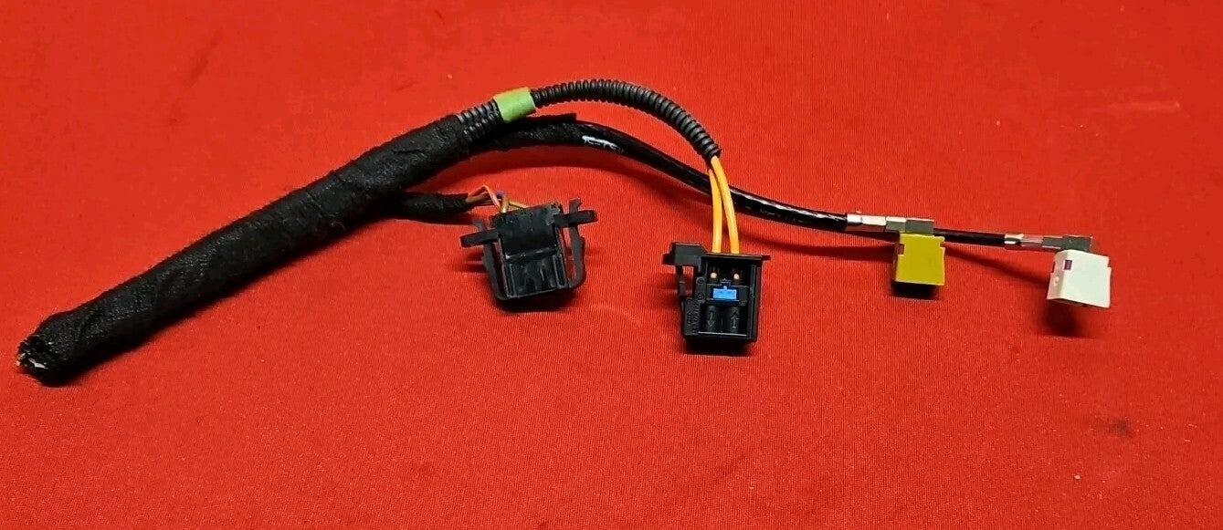 2007 - 2010 Audi Q7 - Radio CD Receiver Unit - 4E0 910 541 M - PIGTAILS