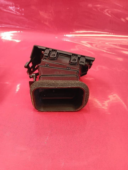 2013-2016 Hyundai Genesis Coupe RIGHT PASSENGER Outer Dash Panel Air Vent