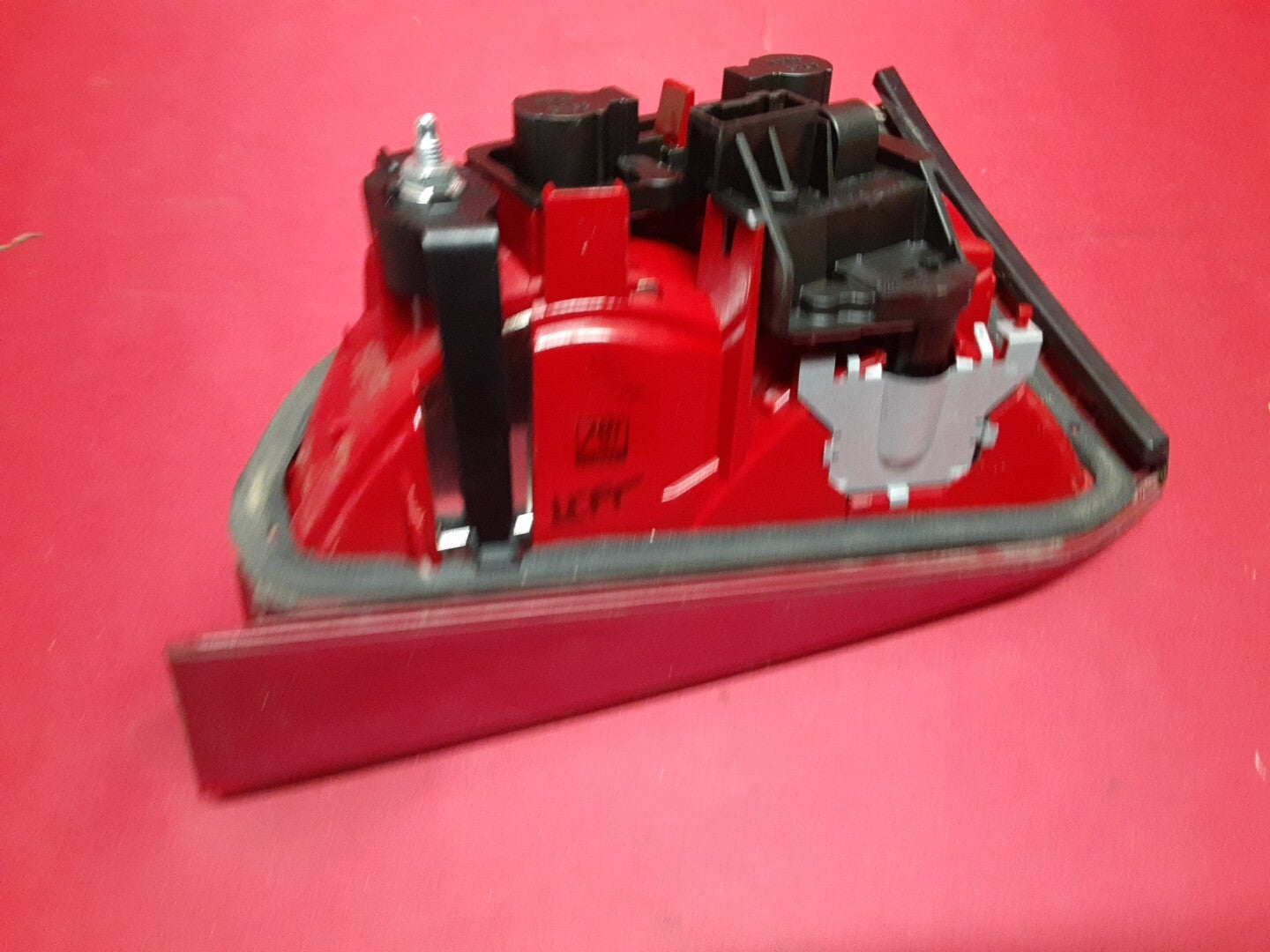 2009 - 2012 Audi A4 10-12 S4 LEFT DRIVER INNER Tail Light Lamp HALOGEN