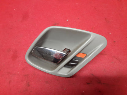 2002 2003 2004 Jeep Grand Cherokee Overland RIGHT PASSENGER Interior Door Handle